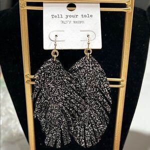 Tell Your Tale Sparkling Black Leaf Earrings